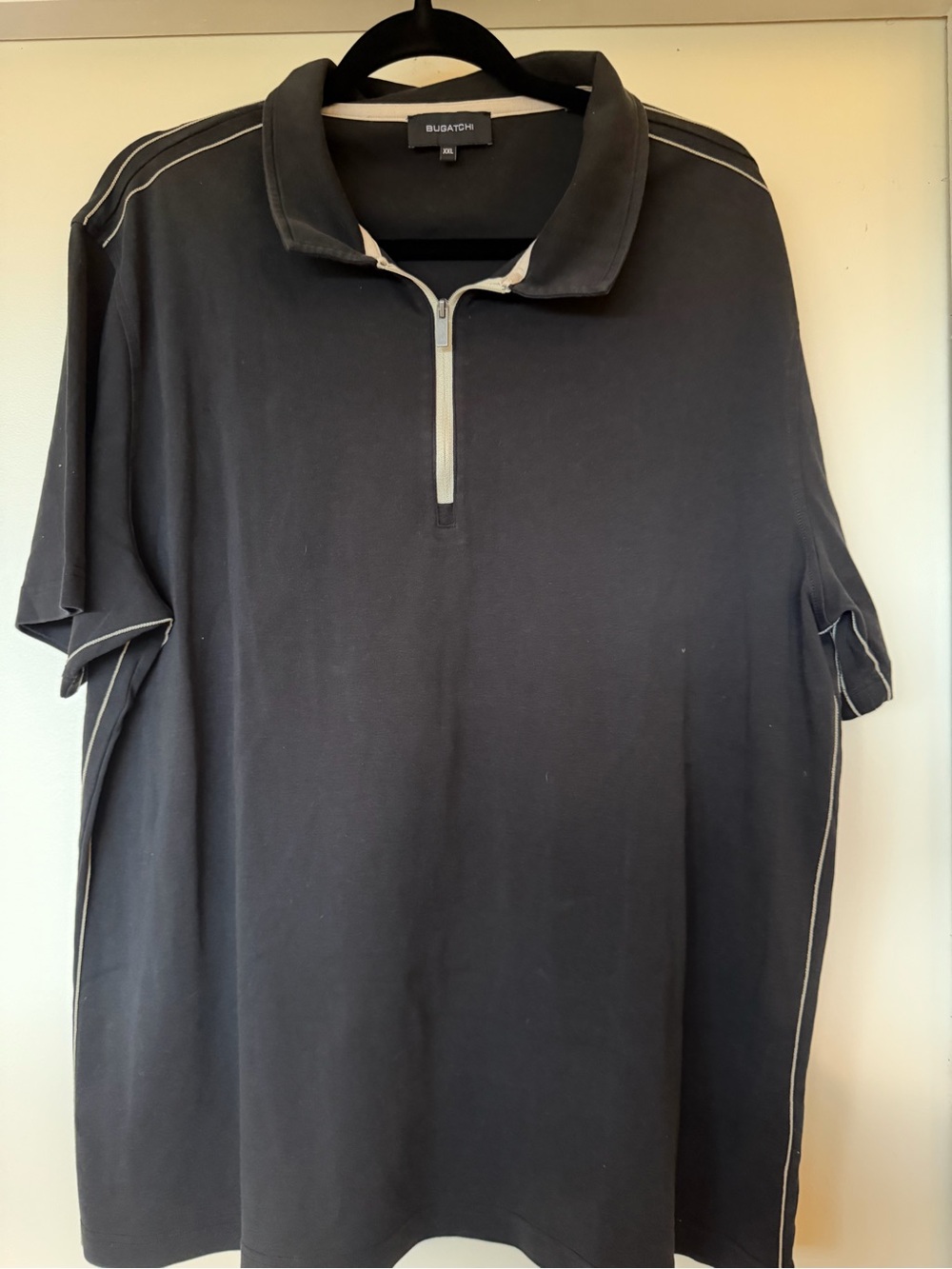 Bugatchi Black Polo with Contrast Cream Trim and Zippered Placket